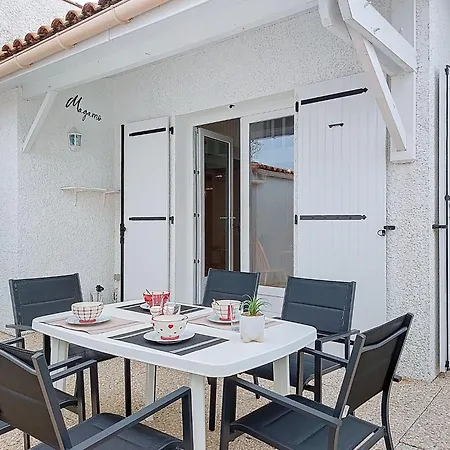 Les Palmyriennes-4 By Interhome *